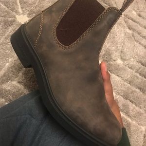 BRAND NEW blundstones! 6.5 UK size, 9.5 US size.